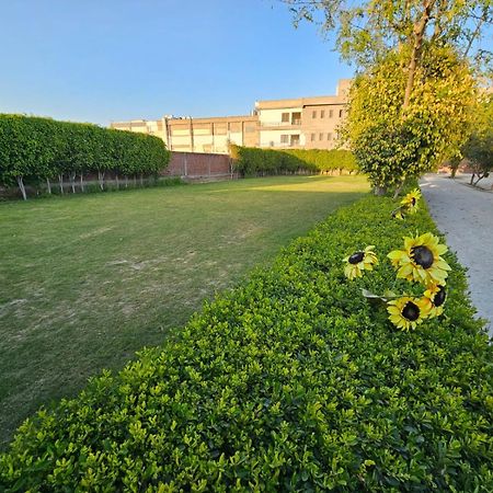 Govind Resort Mathura Eksteriør billede